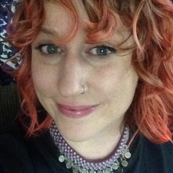 Meet your Posher, Madison - Picture 9 of 9